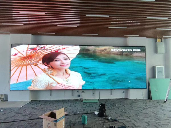 英山P1.53led小间距屏安装案例